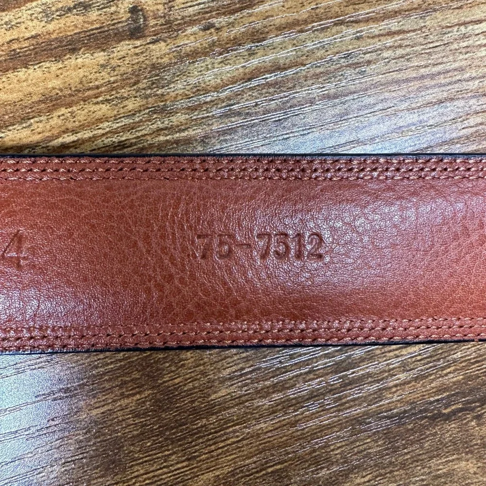 Johnston & Murphy Mens Brown Leather Dress Belt Triple Stitch Size 44 75-7312‎